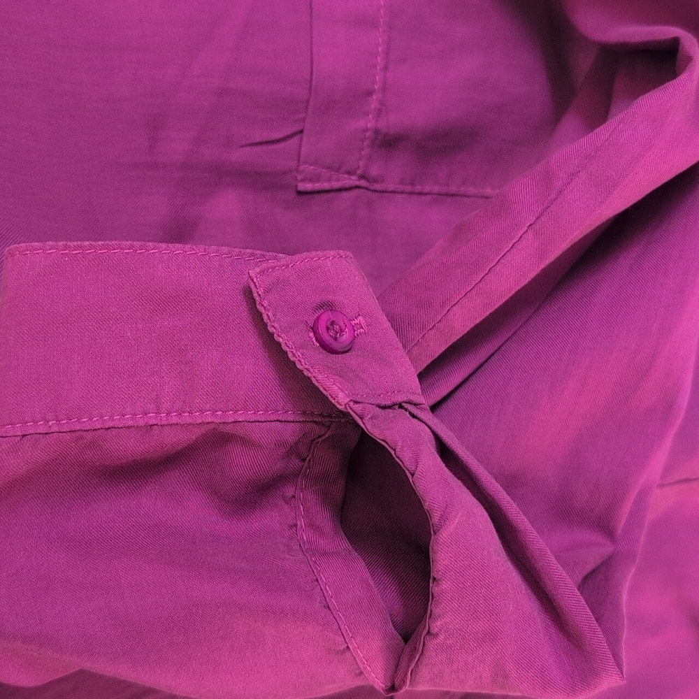 Bella Dahl Fuchsia Button-Down Blouse Size M NWT - Picture 5 of 8